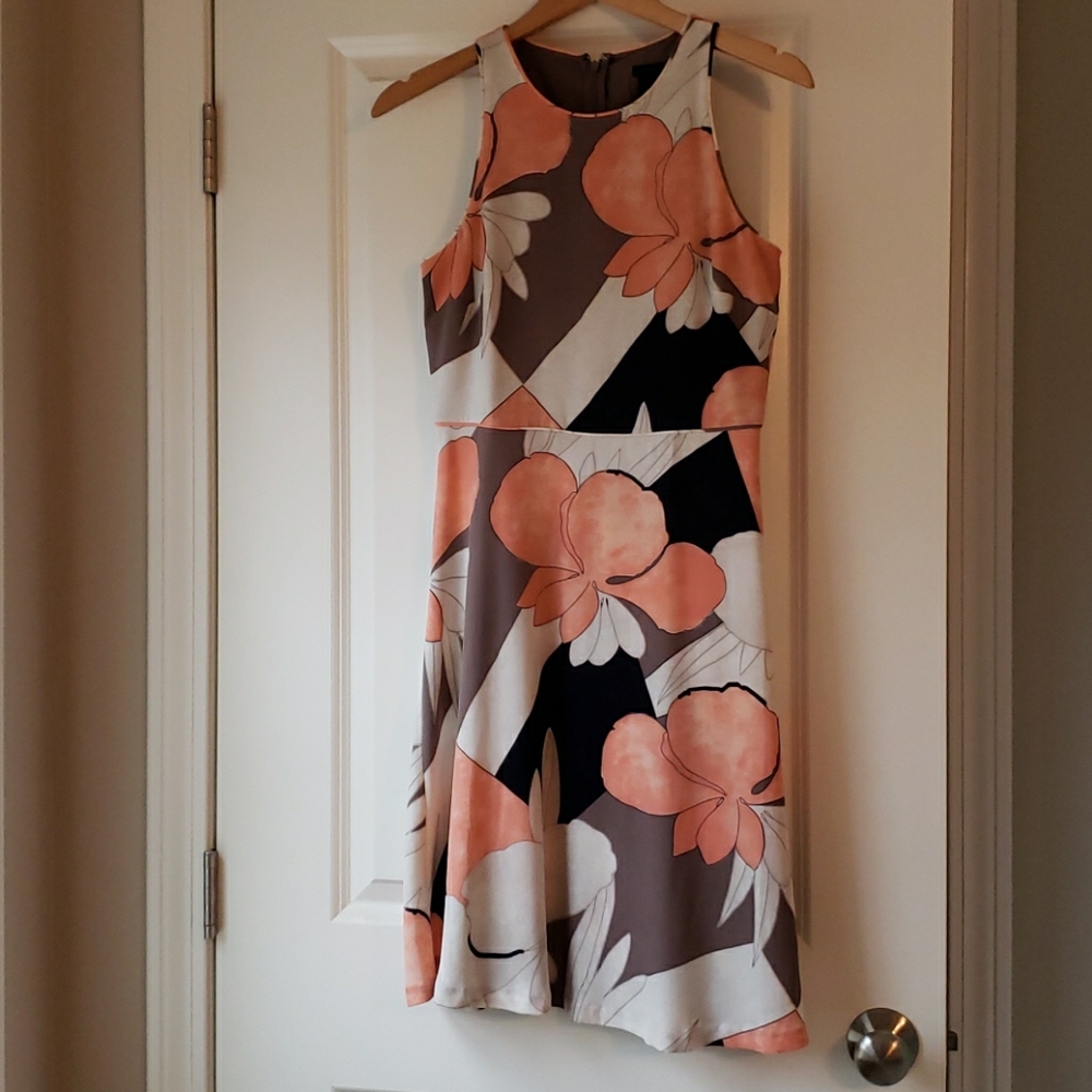 Ann Taylor sleeveless dress